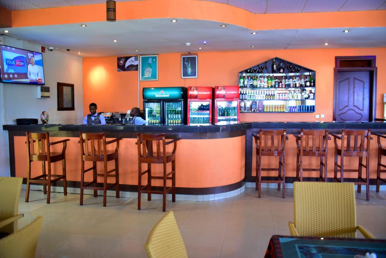 Nobleza Hotel Kigali Buitenkant foto