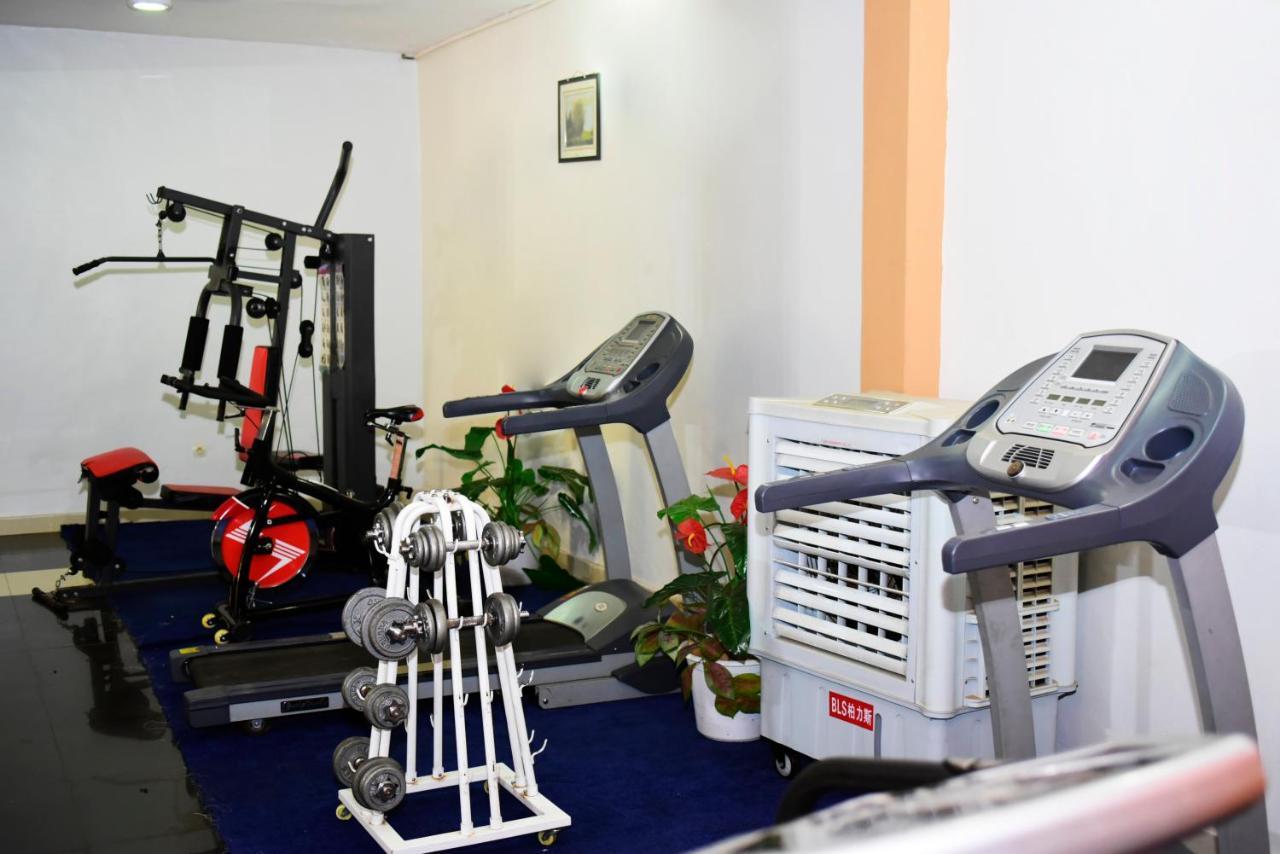 Nobleza Hotel Kigali Buitenkant foto
